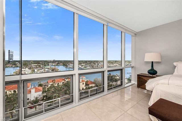 4751 Gulf Shore BLVD N # 1104, Naples, FL 34103