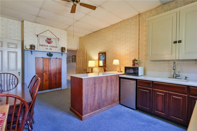 72 West Market Street, Bethlehem City, PA 18018