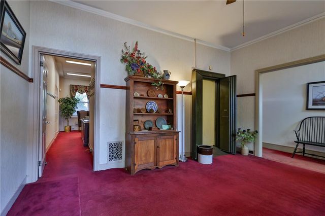 72 West Market Street, Bethlehem City, PA 18018