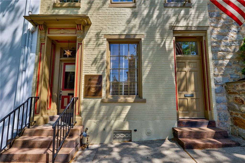 72 West Market Street, Bethlehem City, PA 18018