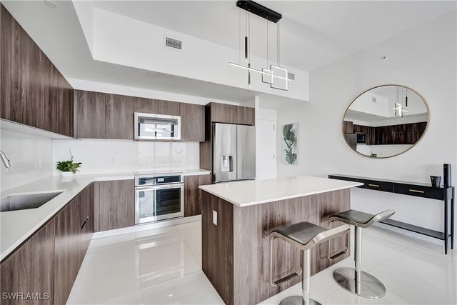 2960 NE 207 ST 1205, Aventura, FL 33180