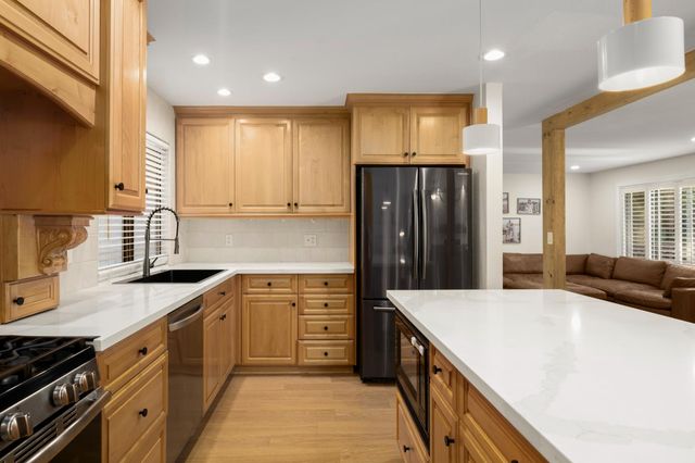 2474 Starmount Way, El Dorado Hills, CA 95762