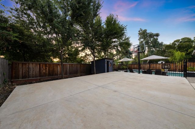2474 Starmount Way, El Dorado Hills, CA 95762