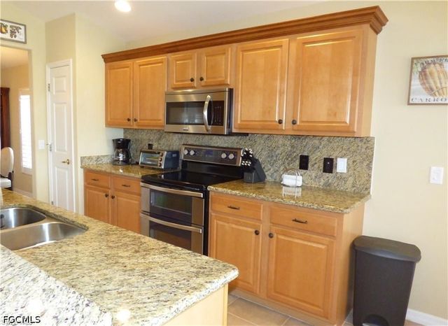 10053 Majestic AVE, Fort Myers, FL 33913