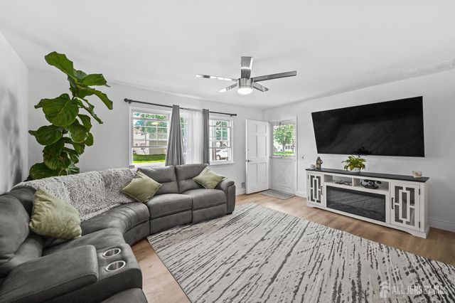 67 Galewood Drive B, Old Bridge, NJ 07747
