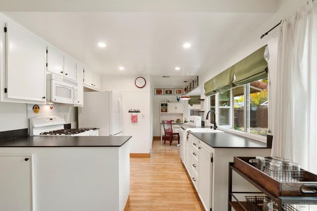 654 Corte Seville, Vacaville, CA 95688