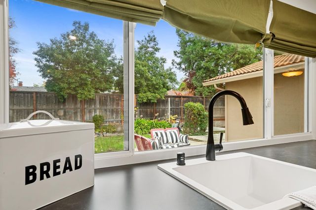 654 Corte Seville, Vacaville, CA 95688