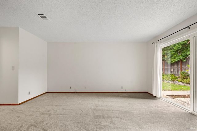 654 Corte Seville, Vacaville, CA 95688