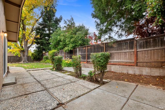 654 Corte Seville, Vacaville, CA 95688