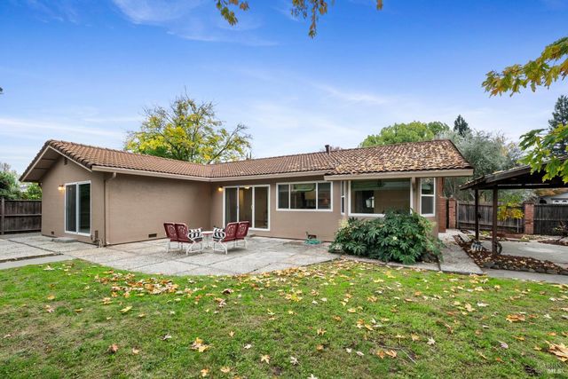 654 Corte Seville, Vacaville, CA 95688