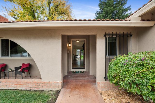 654 Corte Seville, Vacaville, CA 95688