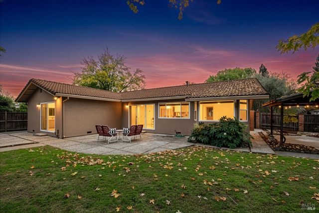 654 Corte Seville, Vacaville, CA 95688