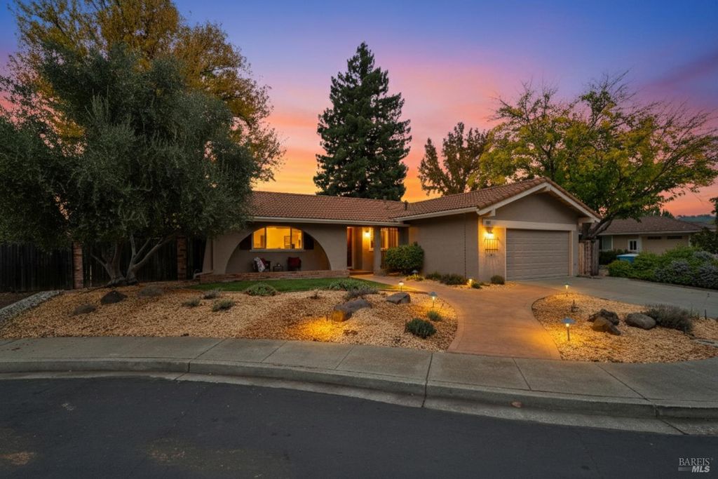 654 Corte Seville, Vacaville, CA 95688