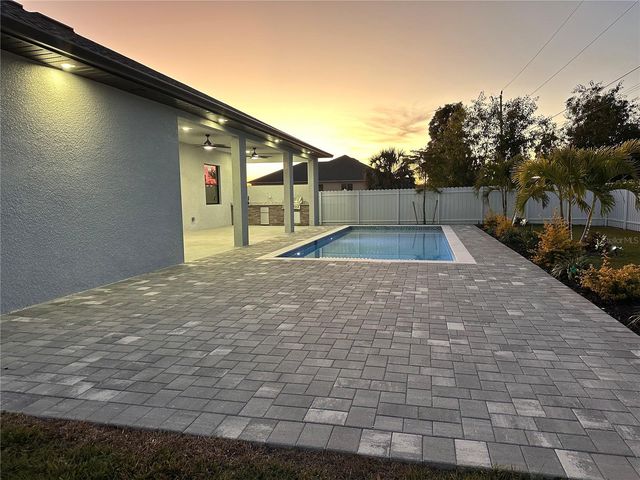 419 NW 4TH TERRACE, Cape Coral, FL 33993