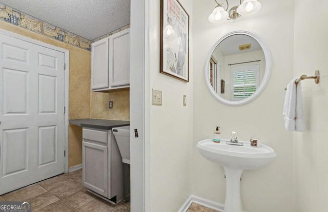 5620 ORouke Road, Buford, GA 30518