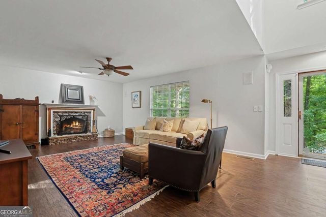5620 ORouke Road, Buford, GA 30518