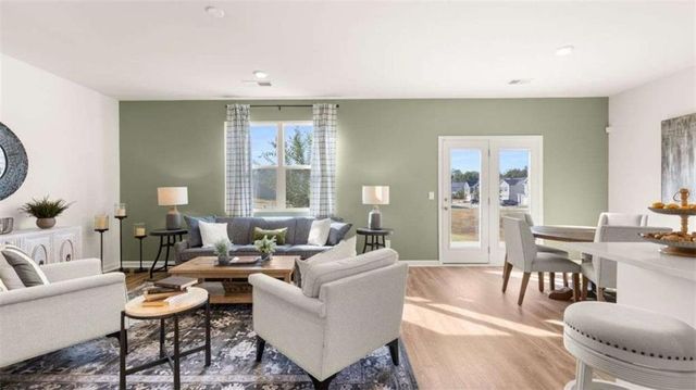 62 White Spruce Way, Newnan, GA 30265