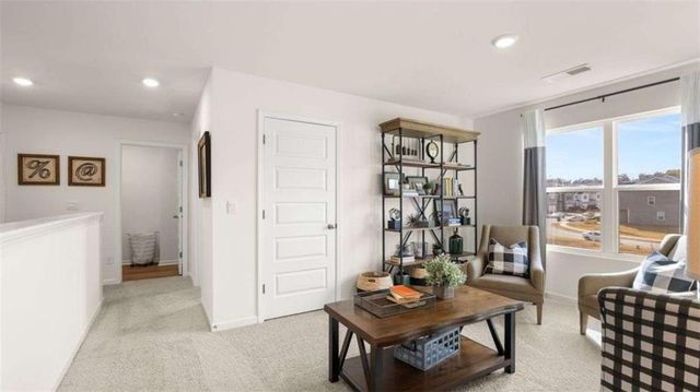 62 White Spruce Way, Newnan, GA 30265