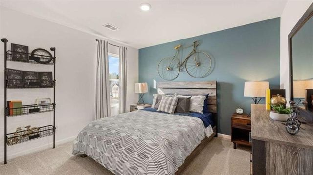 62 White Spruce Way, Newnan, GA 30265