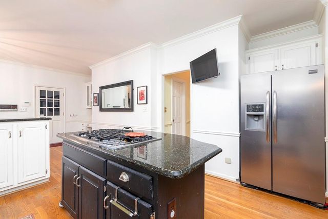 135 Lazy Laurel Chase, Roswell, GA 30076