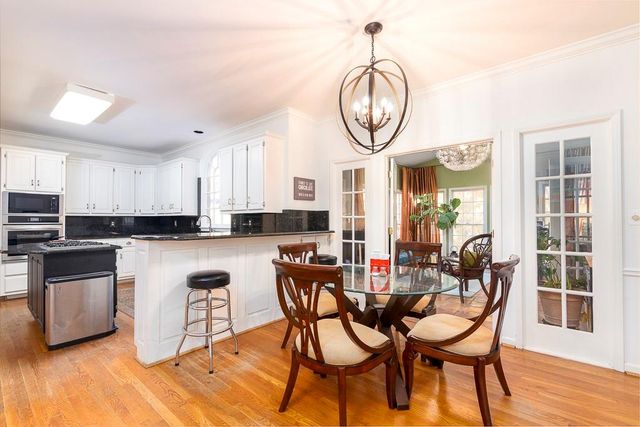 135 Lazy Laurel Chase, Roswell, GA 30076