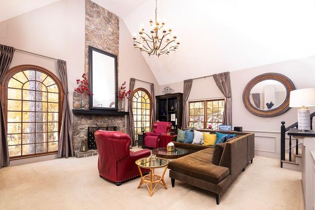 135 Lazy Laurel Chase, Roswell, GA 30076