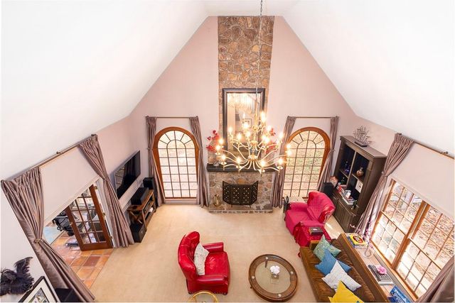 135 Lazy Laurel Chase, Roswell, GA 30076