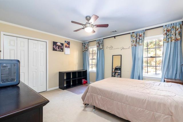 135 Lazy Laurel Chase, Roswell, GA 30076