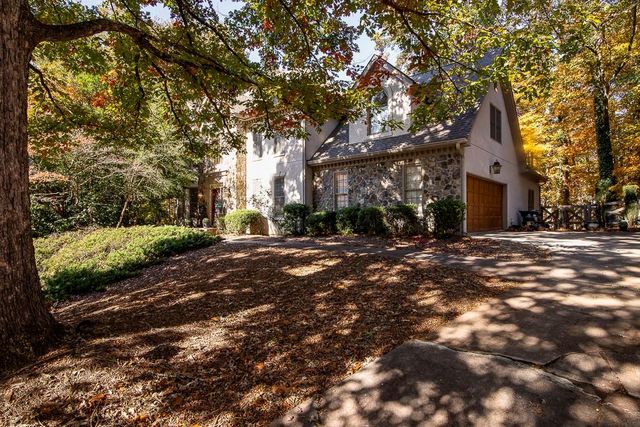 135 Lazy Laurel Chase, Roswell, GA 30076