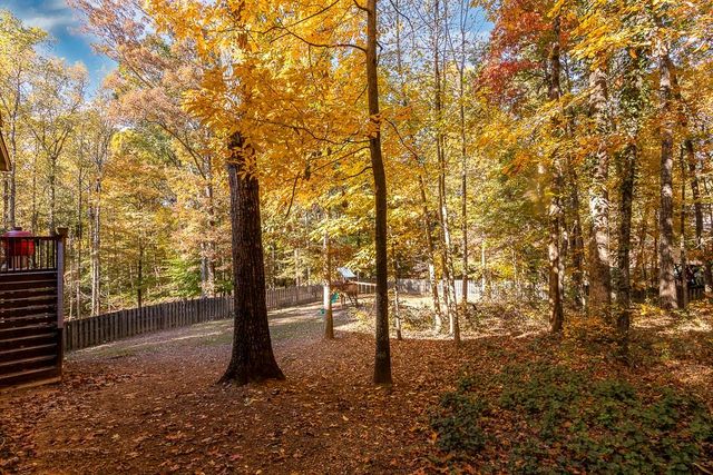 135 Lazy Laurel Chase, Roswell, GA 30076