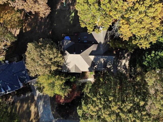 135 Lazy Laurel Chase, Roswell, GA 30076