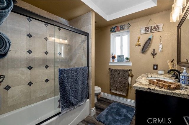 22671 San Joaquin Dr. East Drive, Canyon Lake, CA 92587