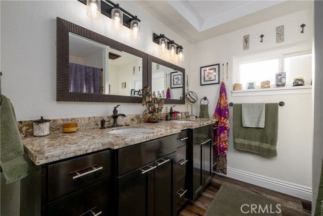 22671 San Joaquin Dr. East Drive, Canyon Lake, CA 92587