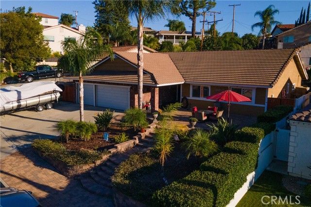 22671 San Joaquin Dr. East Drive, Canyon Lake, CA 92587