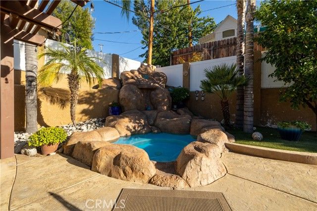 22671 San Joaquin Dr. East Drive, Canyon Lake, CA 92587