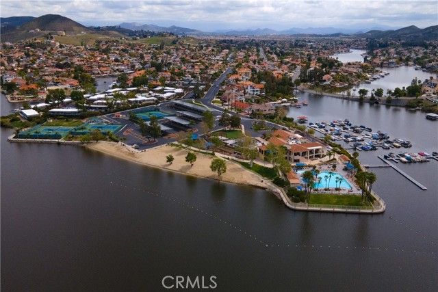 22671 San Joaquin Dr. East Drive, Canyon Lake, CA 92587