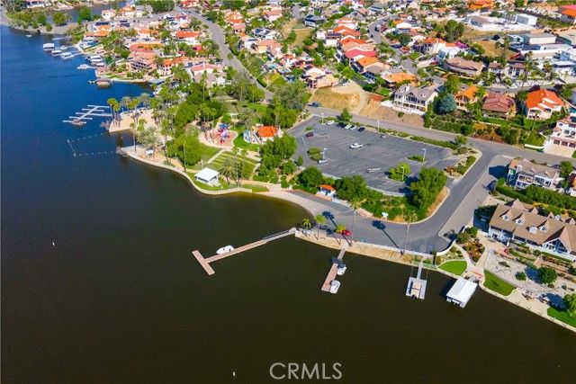 22671 San Joaquin Dr. East Drive, Canyon Lake, CA 92587