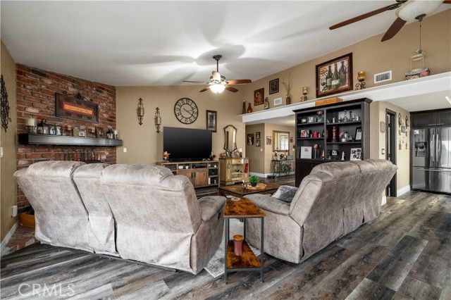 22671 San Joaquin Dr. East Drive, Canyon Lake, CA 92587