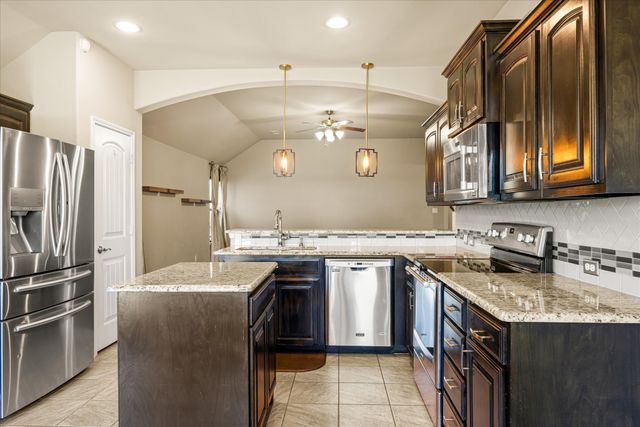 2064 Leonard Ranch Road, Fort Worth, TX 76134