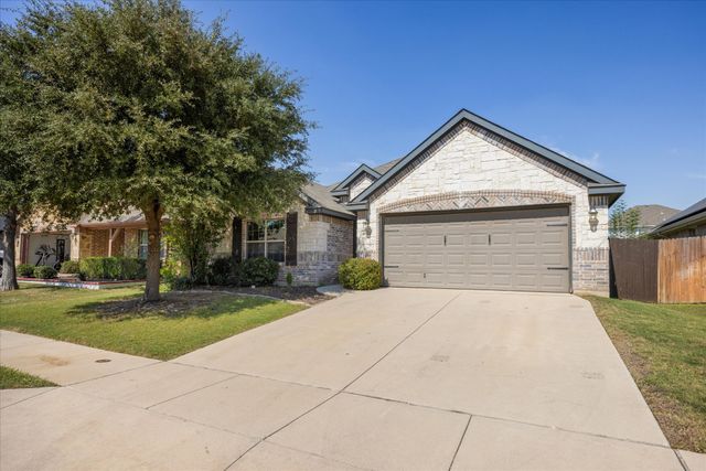 2064 Leonard Ranch Road, Fort Worth, TX 76134