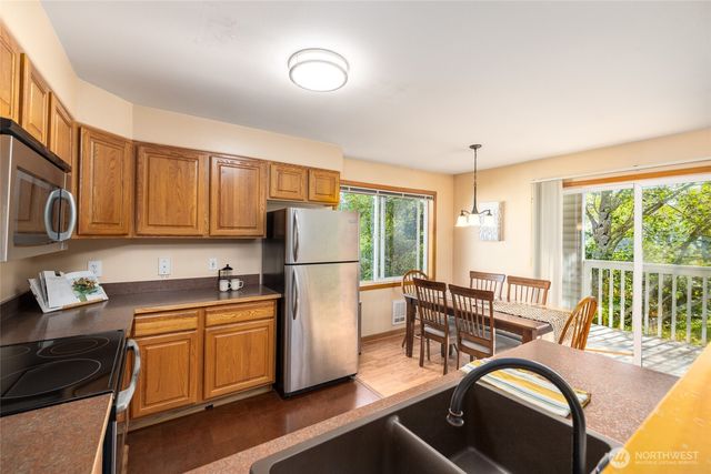 629 W Horton Way #217, Bellingham, WA 98226