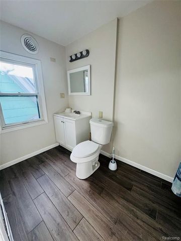 7417 Hanover Street, Detroit, MI 48206