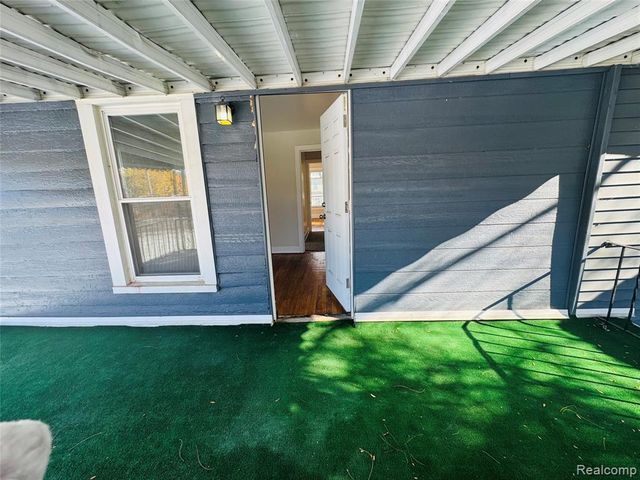 7417 Hanover Street, Detroit, MI 48206