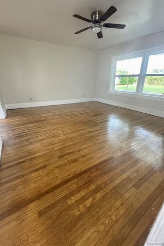 7417 Hanover Street, Detroit, MI 48206