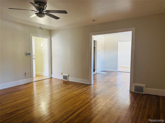 7417 Hanover Street, Detroit, MI 48206