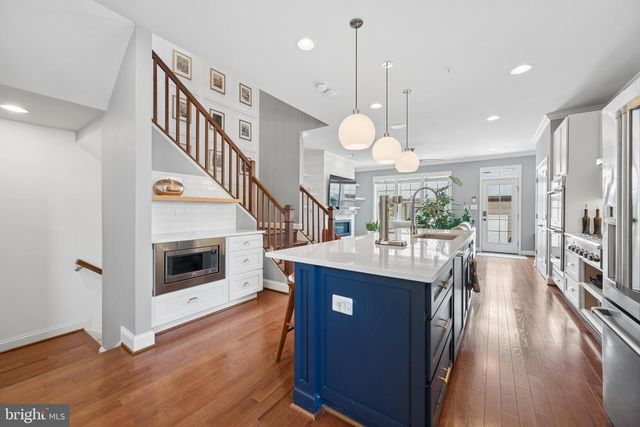 1132 HOLDEN RD, Frederick, MD 21701
