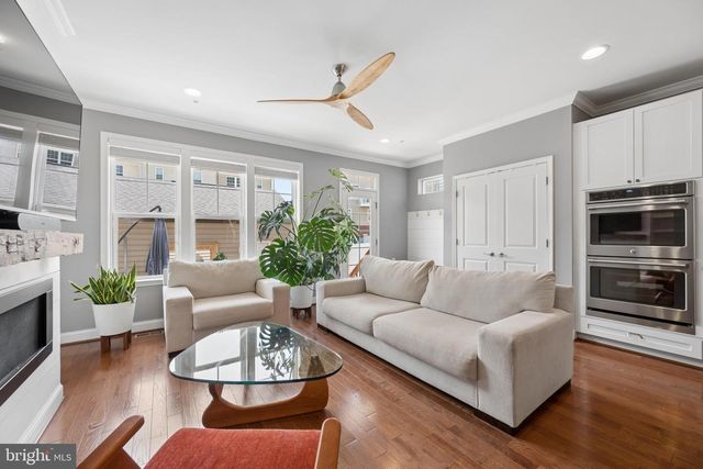1132 HOLDEN RD, Frederick, MD 21701