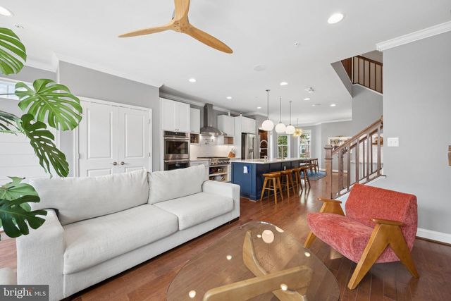 1132 HOLDEN RD, Frederick, MD 21701