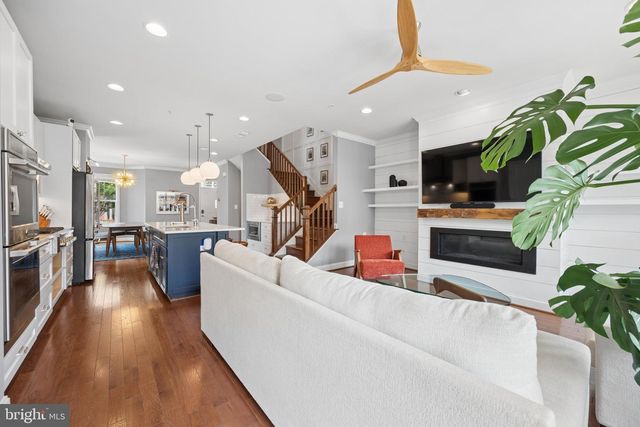 1132 HOLDEN RD, Frederick, MD 21701