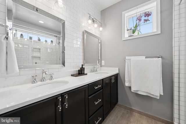 1132 HOLDEN RD, Frederick, MD 21701